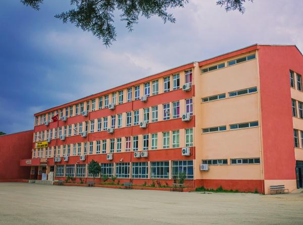 50. Yıl Şehit İbrahim Yüce Anadolu Lisesi