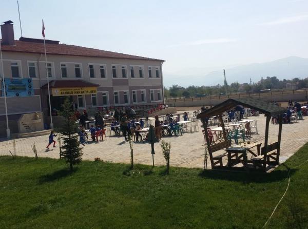 Başmakçı Şehit Hakan Köroğlu Anadolu İmam Hatip Lisesi