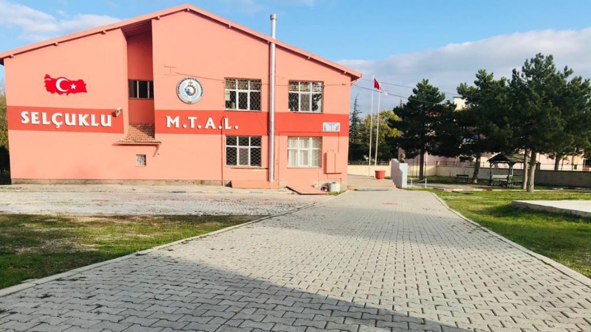 Bolvadin Selçuklu Mesleki Ve Teknik Anadolu Lisesi