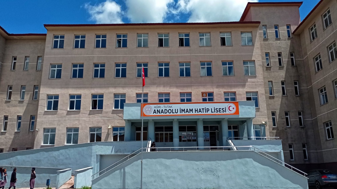 Tutak Anadolu İmam Hatip Lisesi