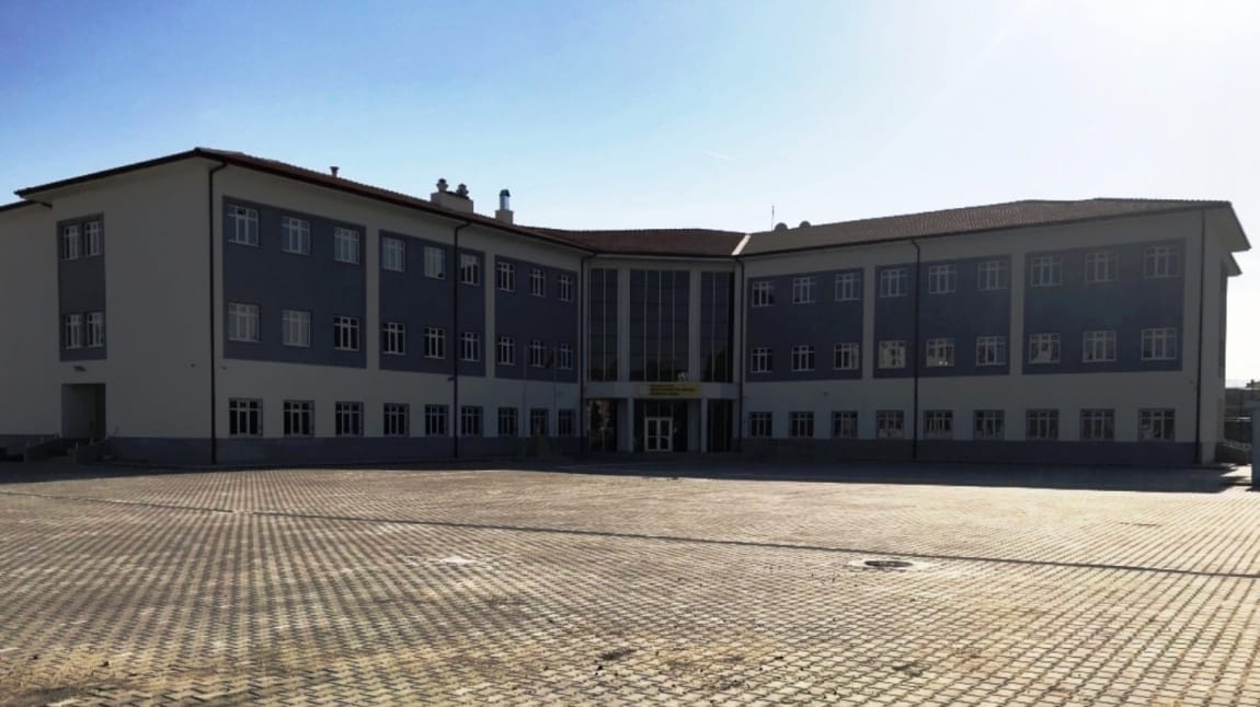 Şehit Fahrettin Boyraz Anadolu Lisesi