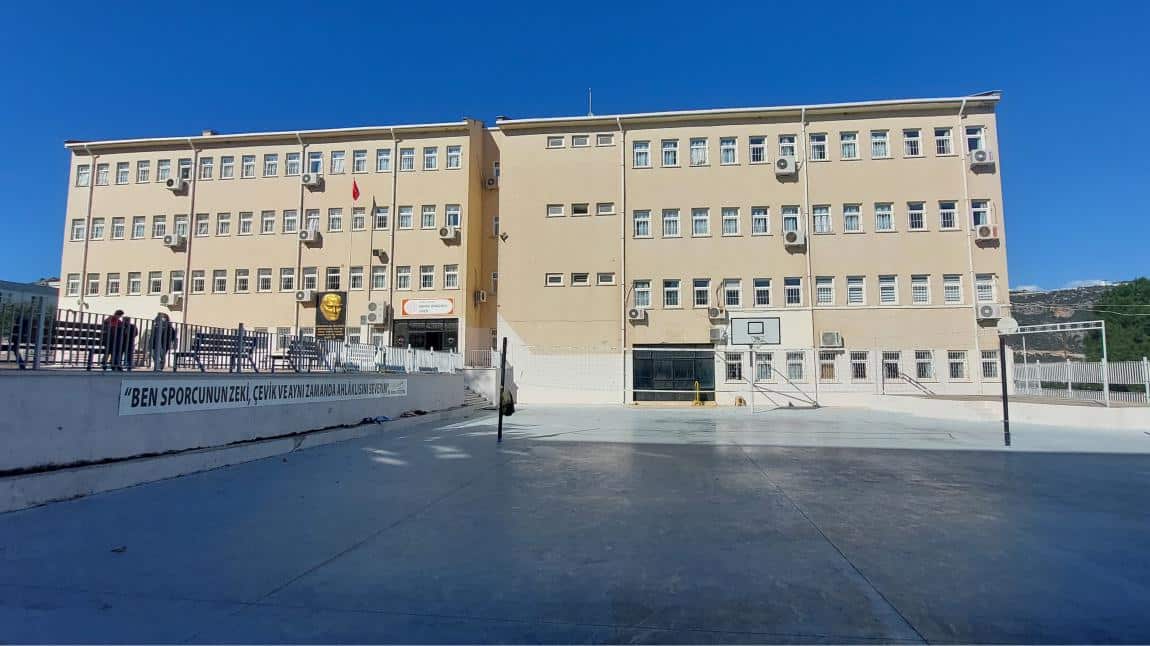 Demre Anadolu Lisesi