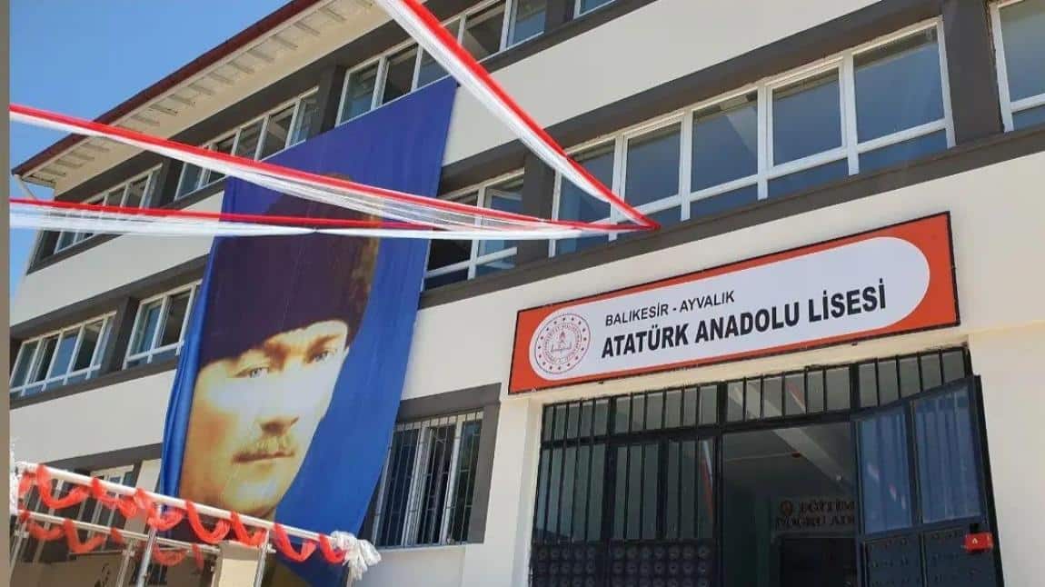 Ayvalık Atatürk Anadolu Lisesi