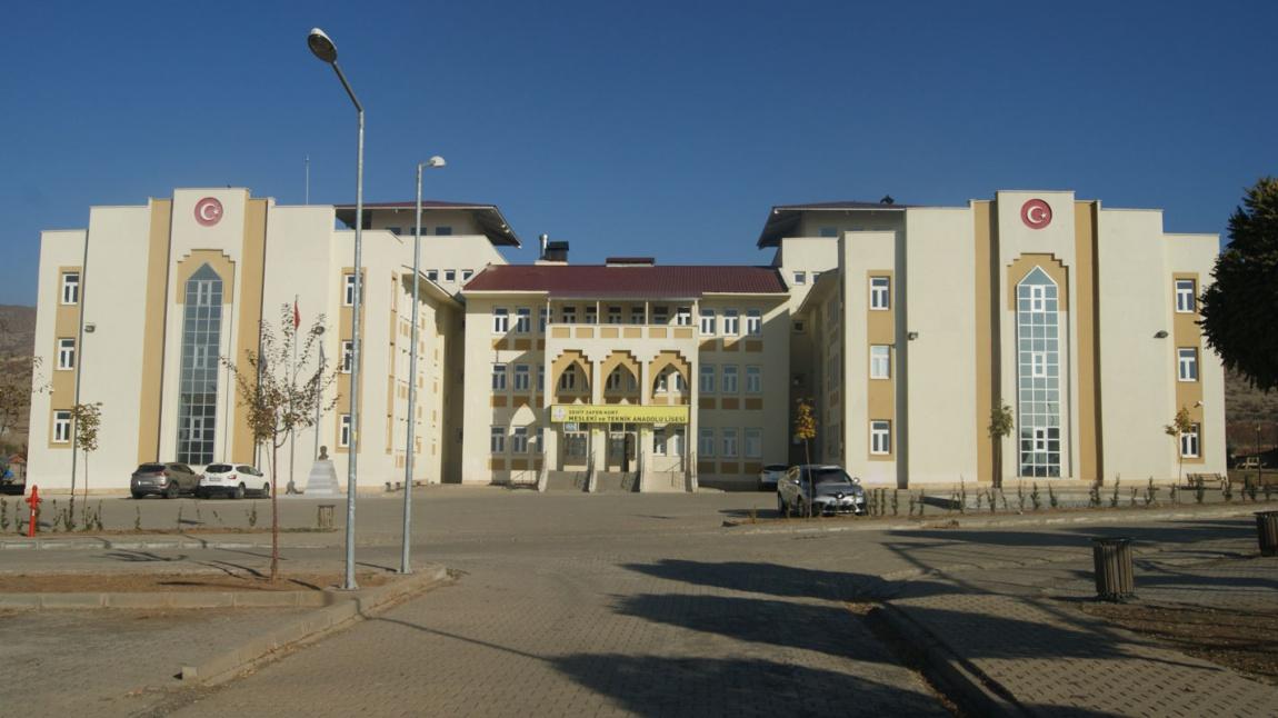 Şehit Zafer Kurt Mesleki Ve Teknik Anadolu Lisesi - Ana Fotoğraf