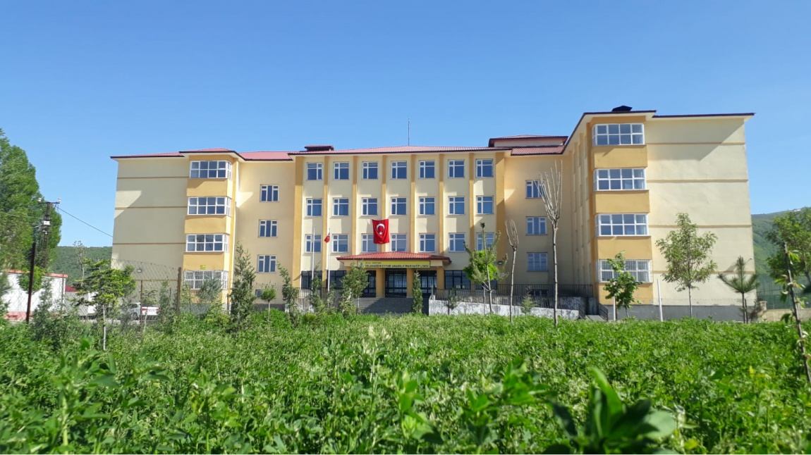 Güroymak Selahaddin Eyyubi Anadolu İmam Hatip Lisesi (Erkek)