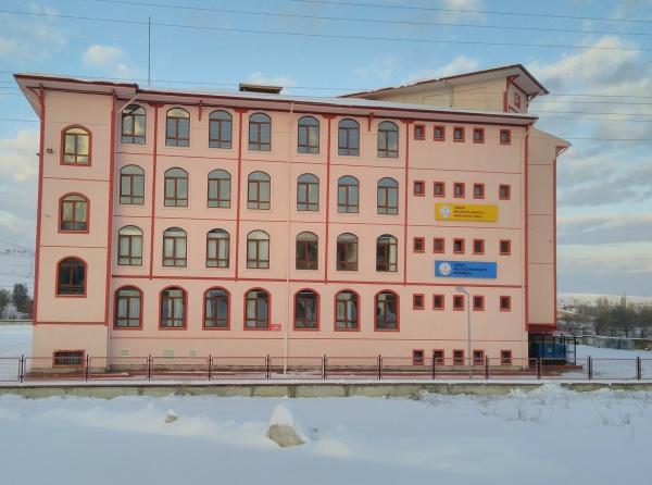 Mecitözü Anadolu İmam Hatip Lisesi