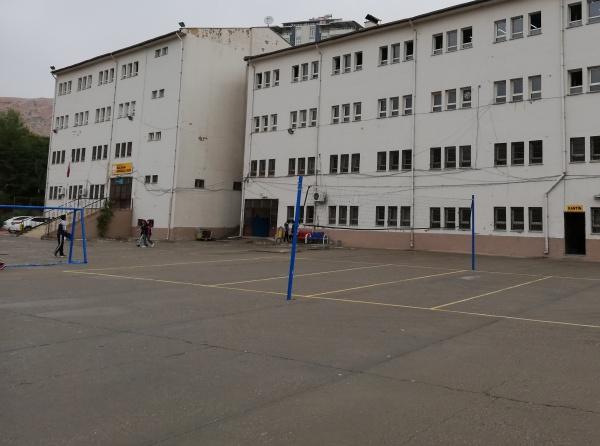 1. Kılıçarslan Fen Lisesi