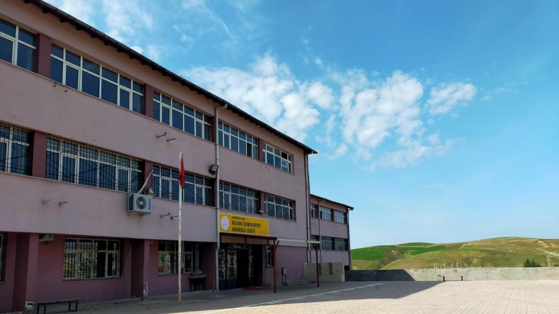 Silvan Cumhuriyet Anadolu Lisesi