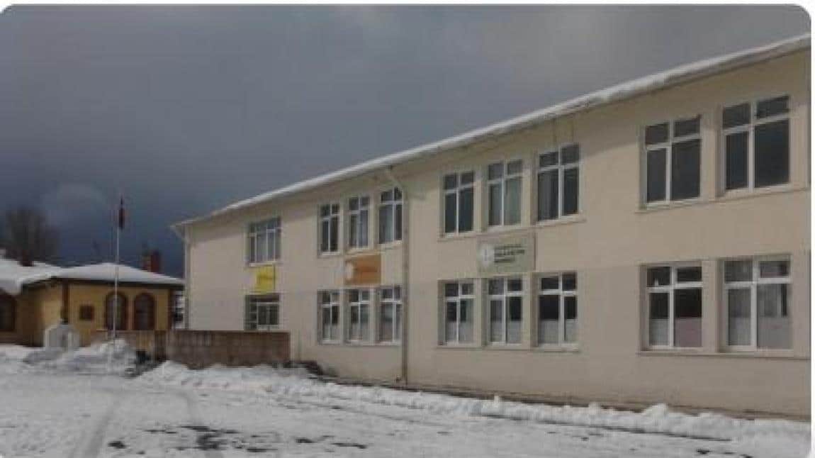 Şehit Bayram Özden Anadolu Lisesi