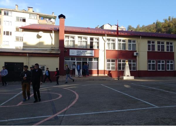 Yağlıdere Çok Programlı Anadolu Lisesi