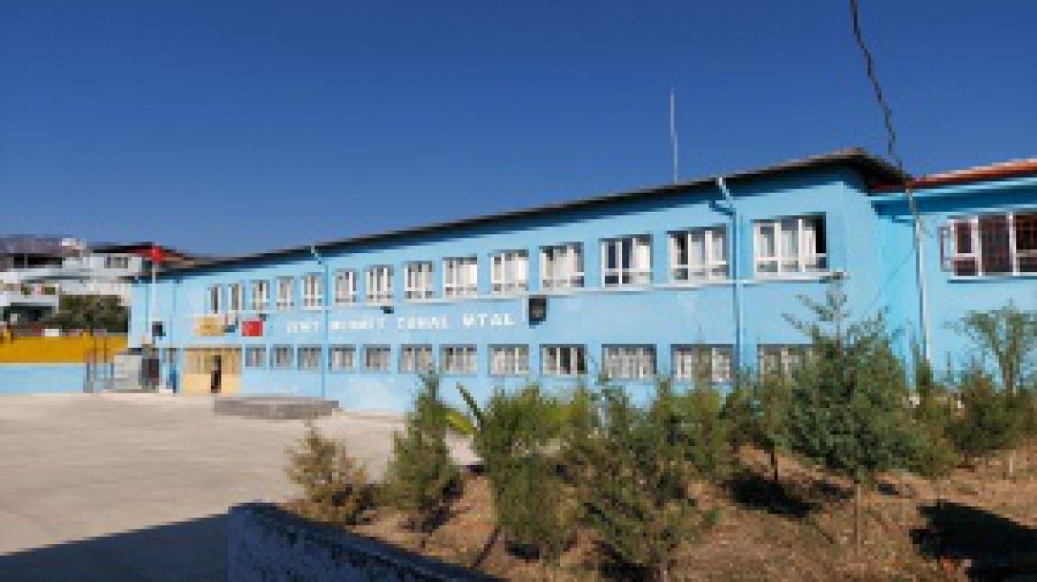 Şehit Mehmet Tuhal Mesleki Ve Teknik Anadolu Lisesi
