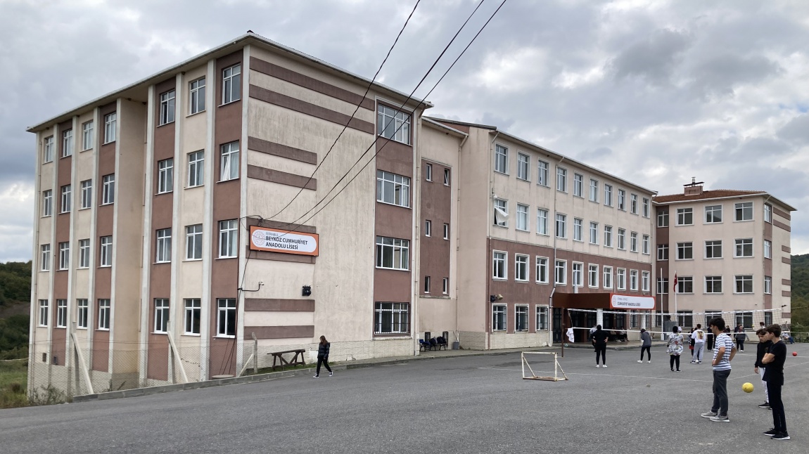 Cumhuriyet Anadolu Lisesi