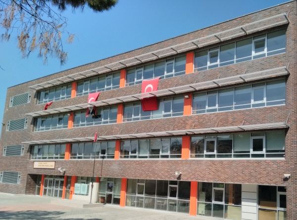 Kazım İşmen Anadolu Lisesi