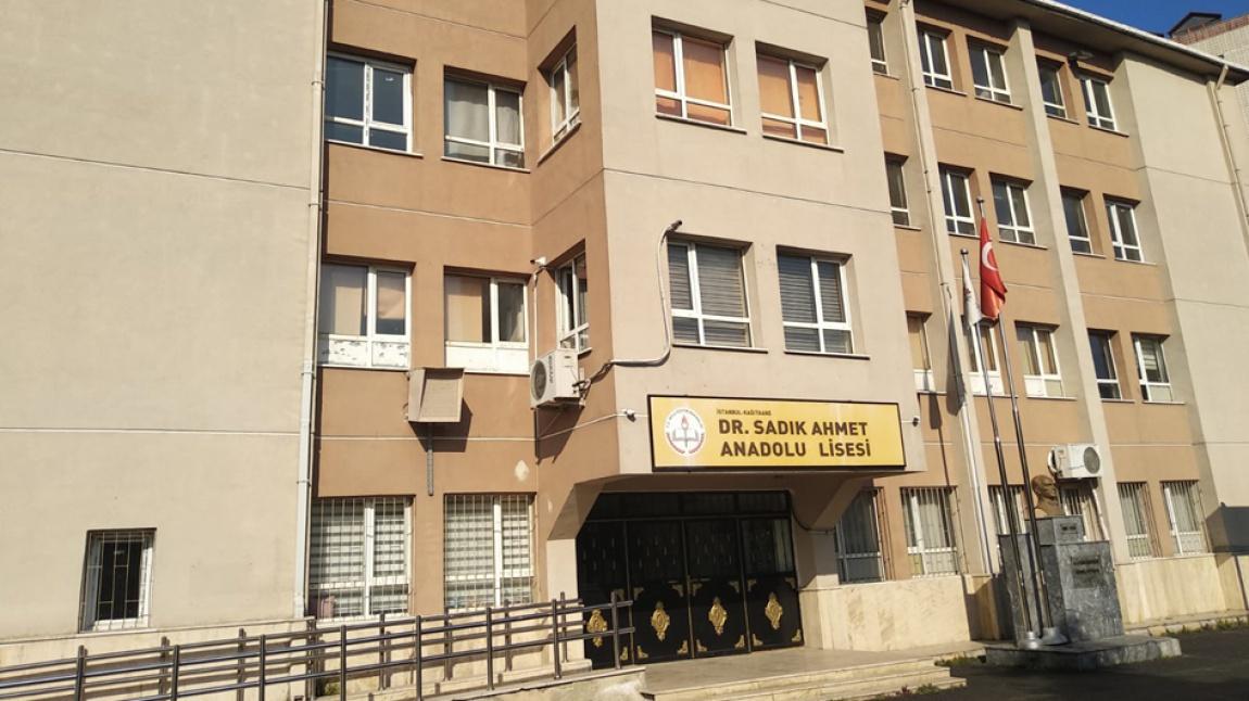 Dr. Sadık Ahmet Anadolu Lisesi