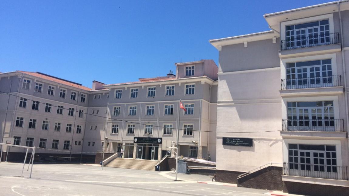 Sultanbeyli Anadolu İmam Hatip Lisesi (Erkek)