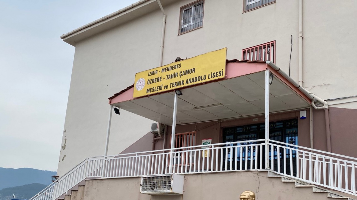Menderes Özdere T. Çamur Mesleki Ve Teknik Anadolu Lisesi