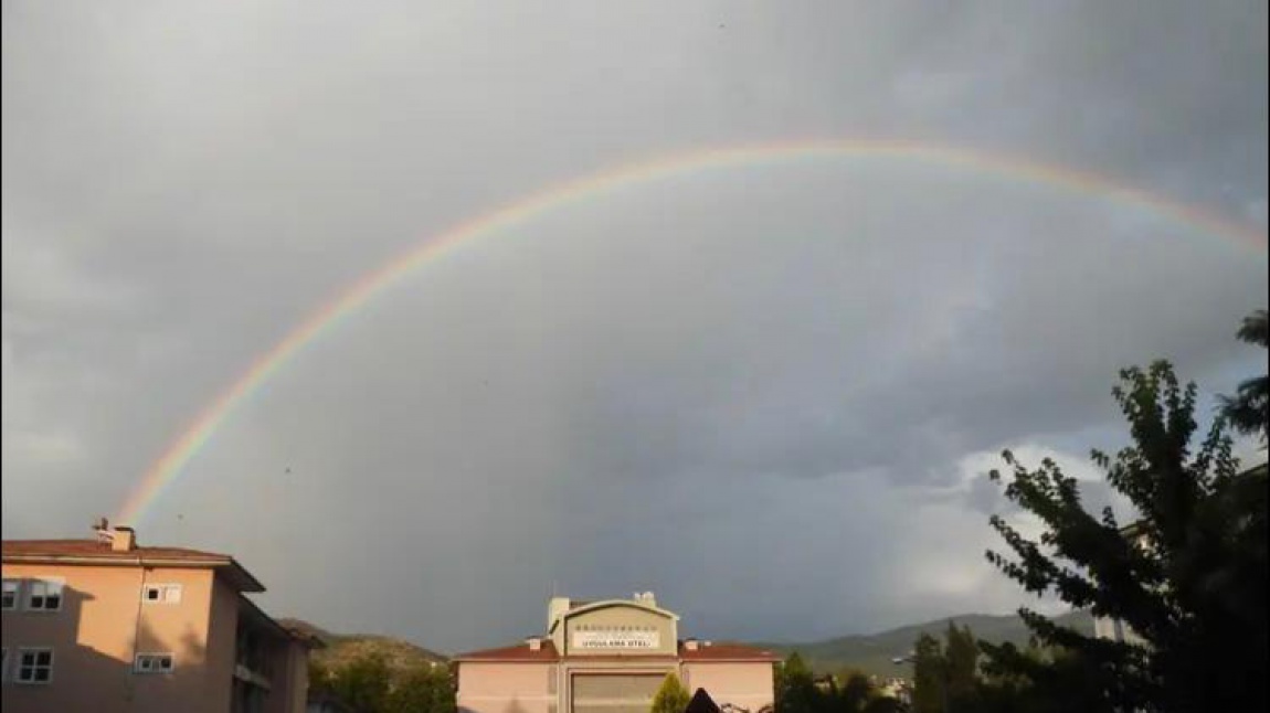 Selçuk Şehit Er Mehmet Yüce Borsa İstanbul Mesleki ve Teknik Anadolu Lisesi