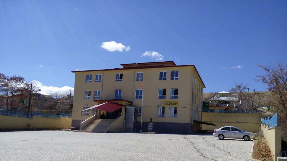 Tanır Şehit Mevlüt Çetinkaya Anadolu Lisesi