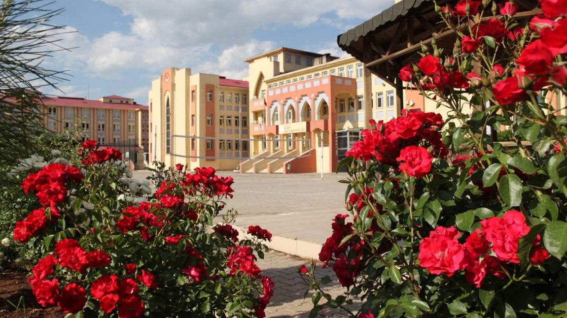 Pazarcık Anadolu İmam Hatip Lisesi