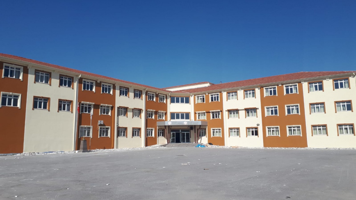 Hacı Hakkı-Sadıka İlgü Anadolu İmam Hatip Lisesi (Erkek)