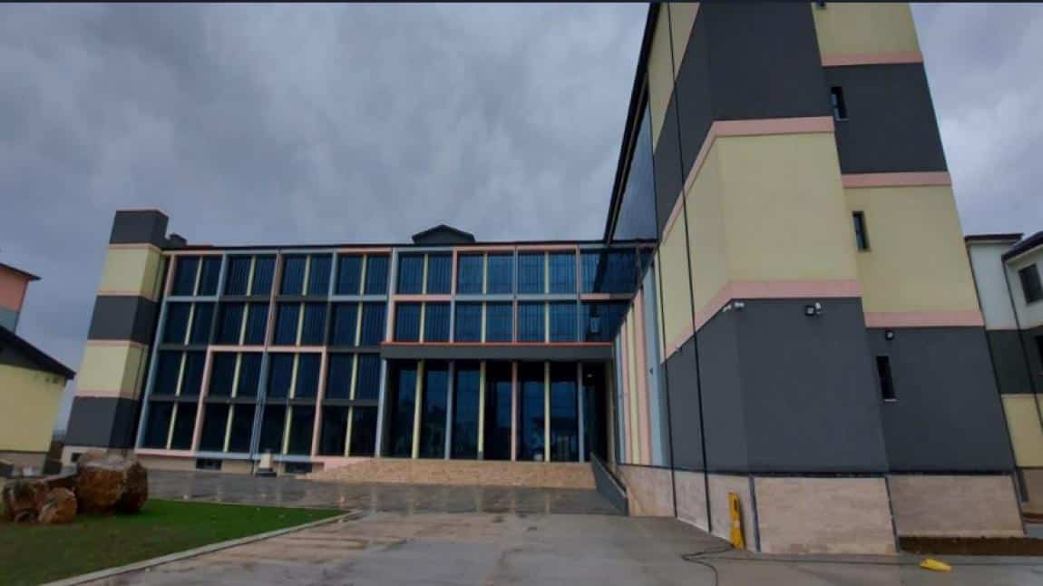 Mevlana Meslekî Ve Teknik Anadolu Lisesi