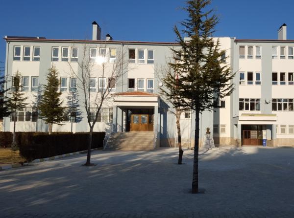 Atatürk Anadolu Lisesi - Ana Fotoğraf
