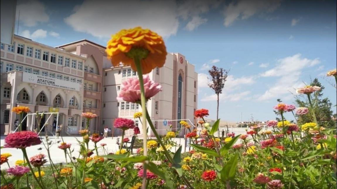 Atatürk Mesleki ve Teknik Anadolu Lisesi