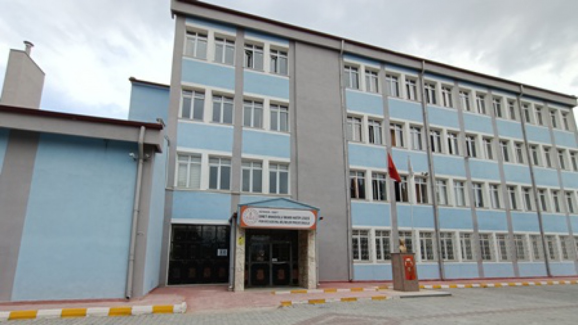 Emet Anadolu İmam Hatip Lisesi