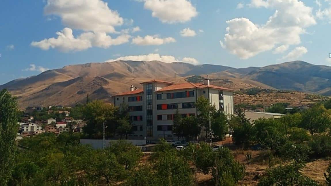 Konak Şehit Halil Koç Anadolu Lisesi