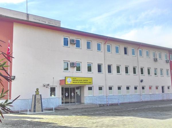 Saruhanlı Almış Şentürk Mesleki Ve Teknik Anadolu Lisesi