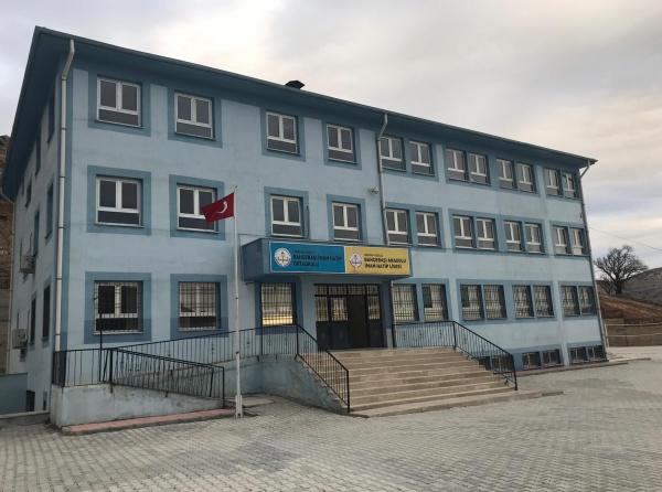 Yeşilli Bahçebaşı Anadolu İmam Hatip Lisesi