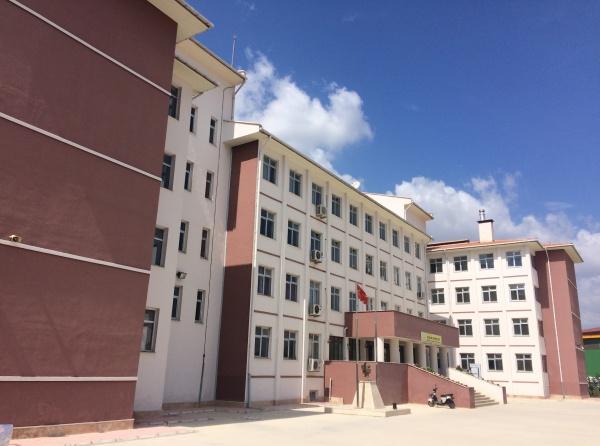 Ömer-Ümmügülsüm Cirık Mesleki Ve Teknik Anadolu Lisesi