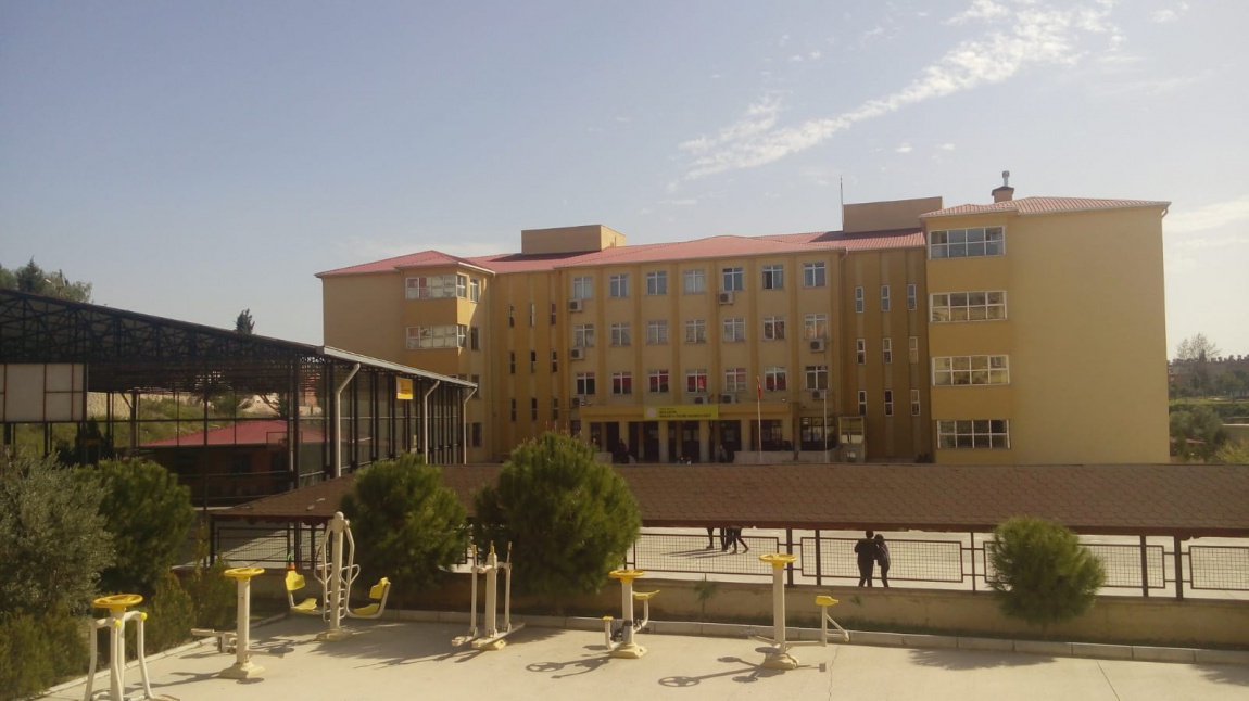 Toroslar Şifa Hatun Mesleki Ve Teknik Anadolu Lisesi