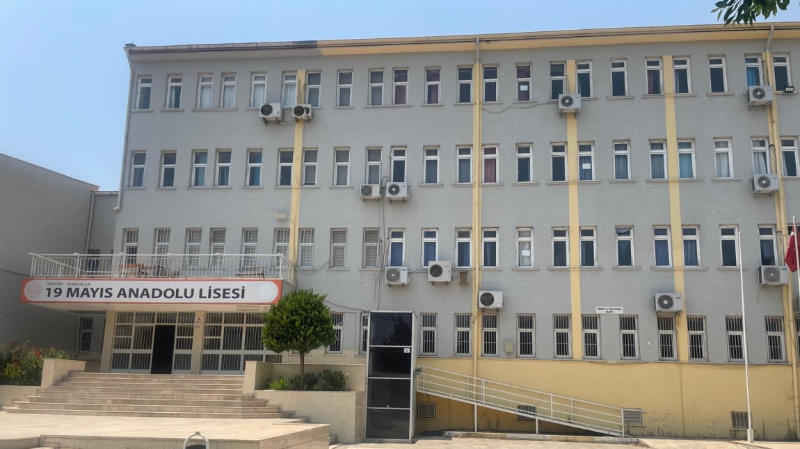 19 Mayıs Anadolu Lisesi