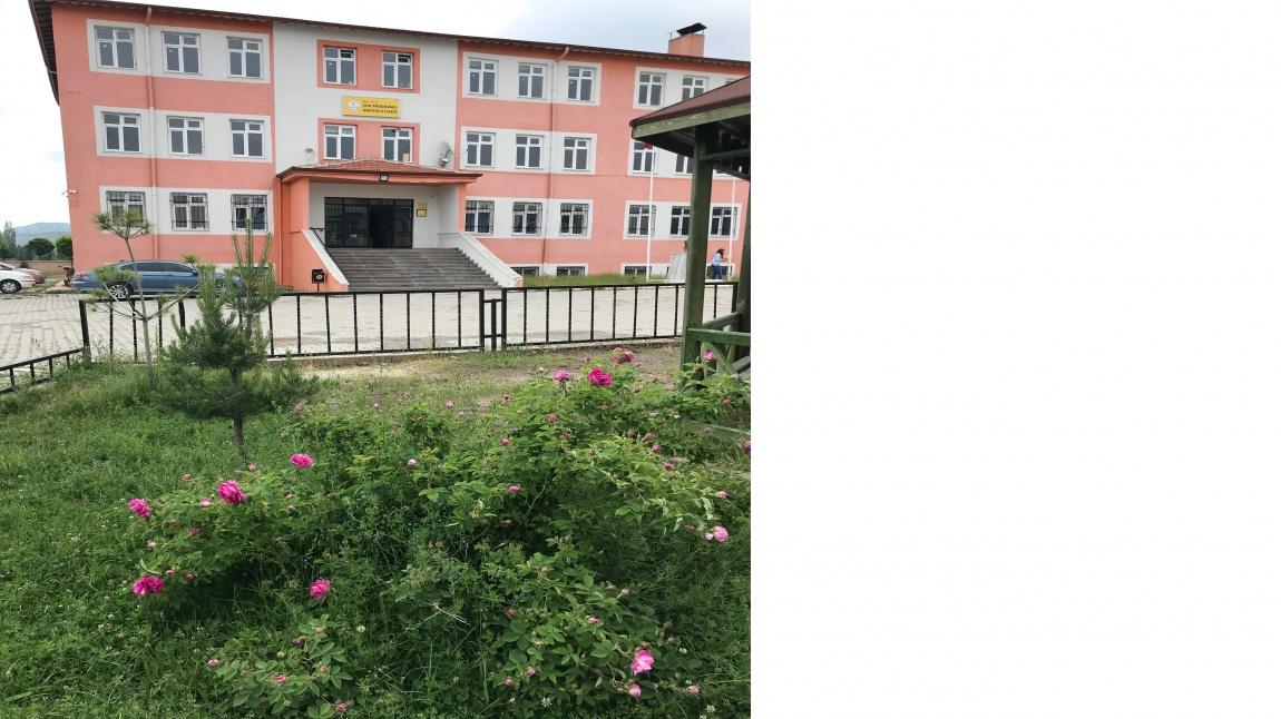Çiftlik Çok Programlı Anadolu Lisesi - Ana Fotoğraf