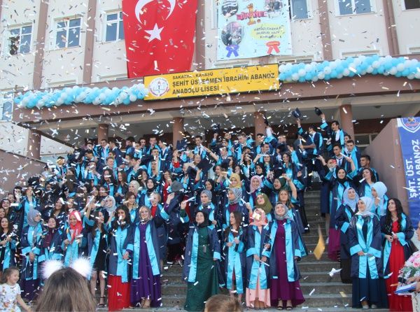 Şehit Üsteğmen İbrahim Abanoz Anadolu Lisesi