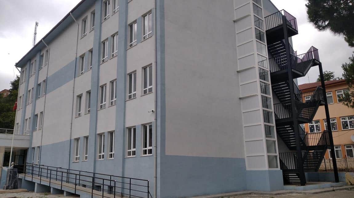 Ayvacık Mesleki Ve Teknik Anadolu Lisesi
