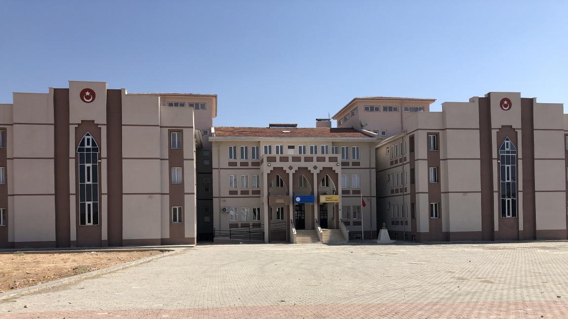 Güçlükonak Anadolu İmam Hatip Lisesi