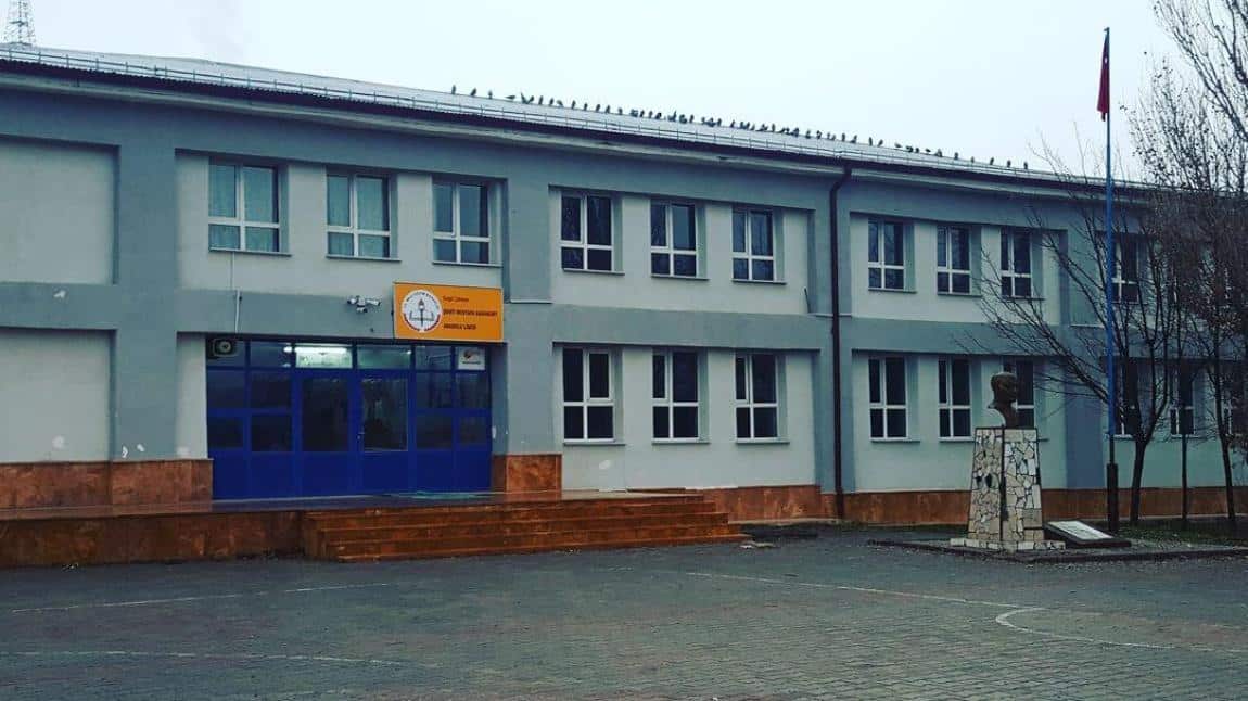 Şehit Mustafa Karakurt Anadolu Lisesi