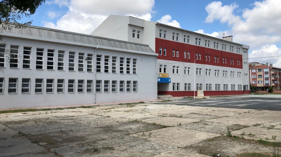 Murat Hüdavendigar Anadolu İmam Hatip Lisesi