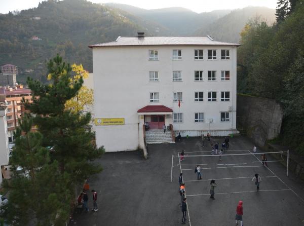 Şalpazarı Anadolu İmam Hatip Lisesi
