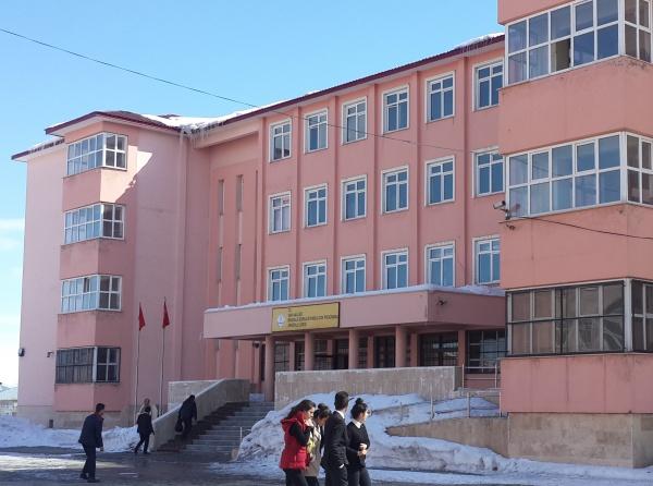 Başkale Borsa İstanbul Meslekî Ve Teknik Anadolu Lisesi