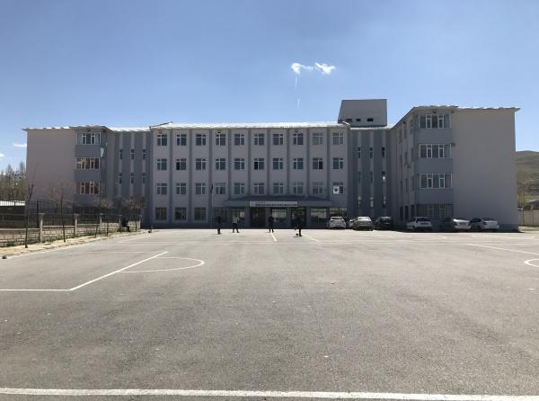 Orhan Okay Mesleki Ve Teknik Anadolu Lisesi - Ana Fotoğraf
