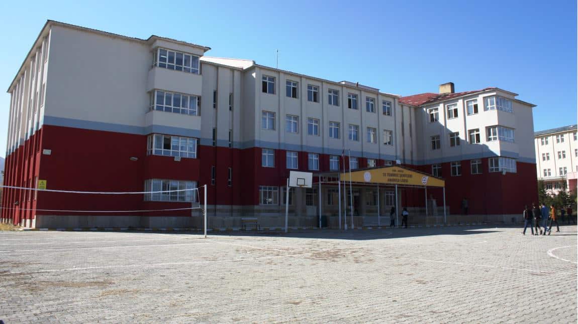 Gevaş 15 Temmuz Şehitleri Anadolu Lisesi