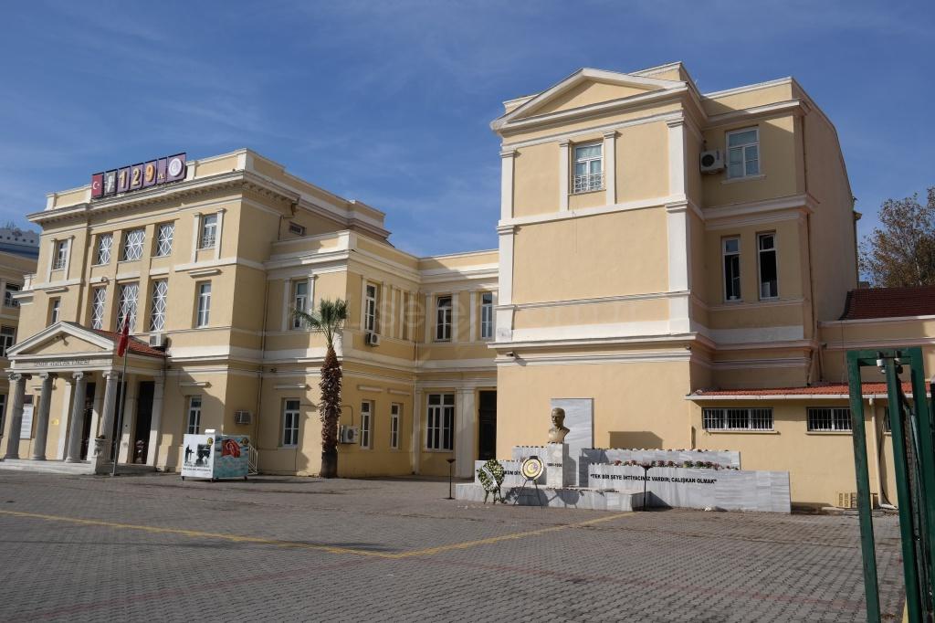 Atatürk Lisesi